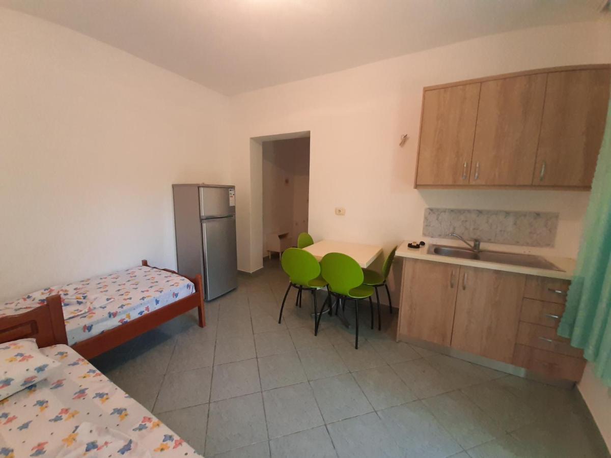 Hillside Apartments 보르쉬 외부 사진