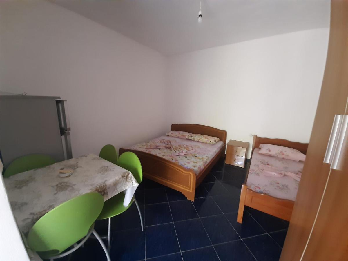 Hillside Apartments 보르쉬 외부 사진